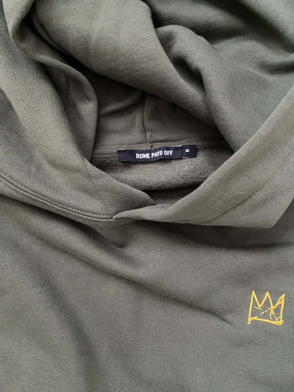 Rome Pays Off Basquiat Hoodie. M. NWOT. - Picture 5 of 10